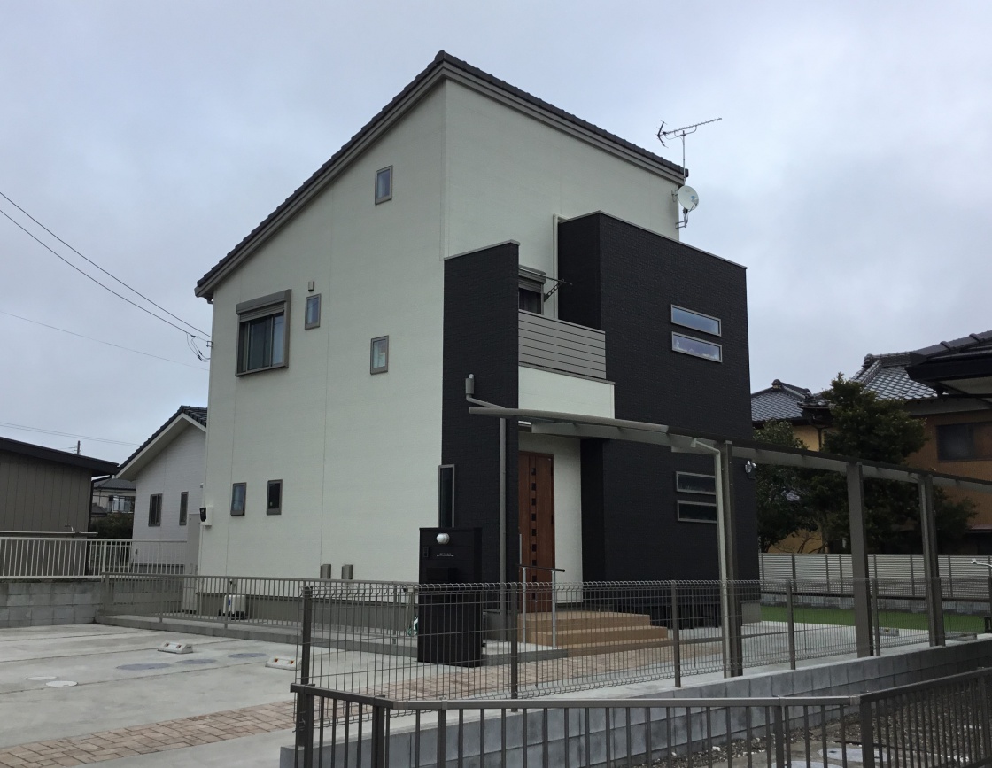 裏から見た現代住宅 Unique Layout】Exploring a House with a peculiar layout that